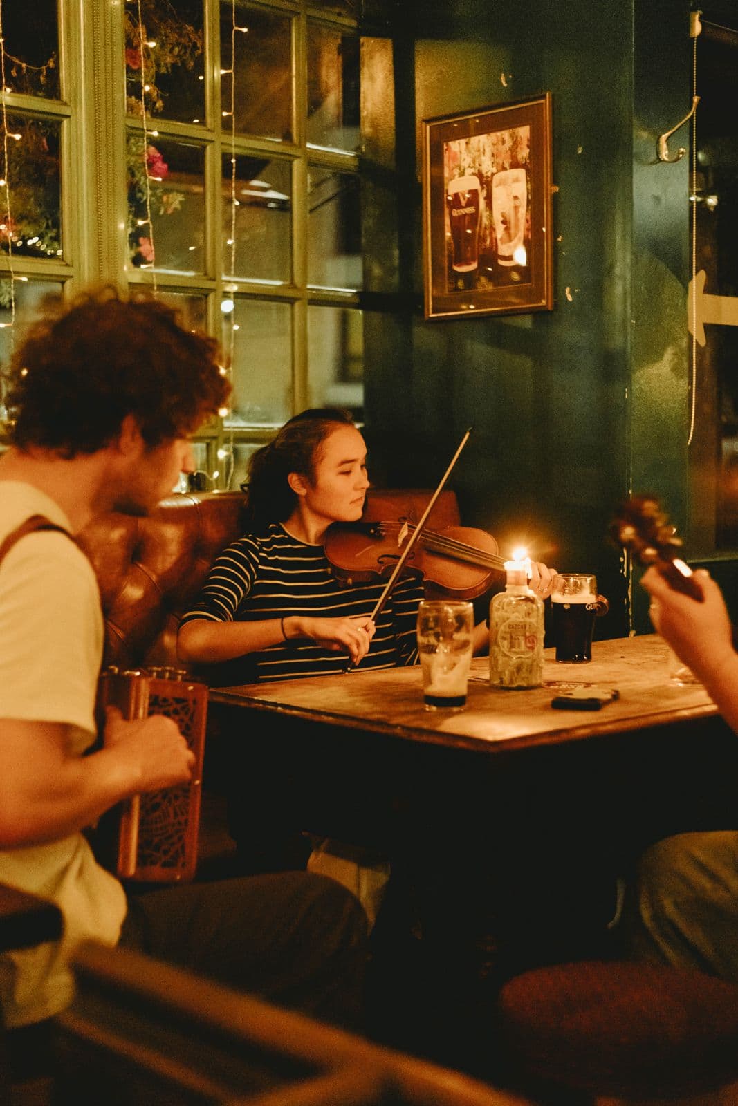 Irish trad session at The Woodbine